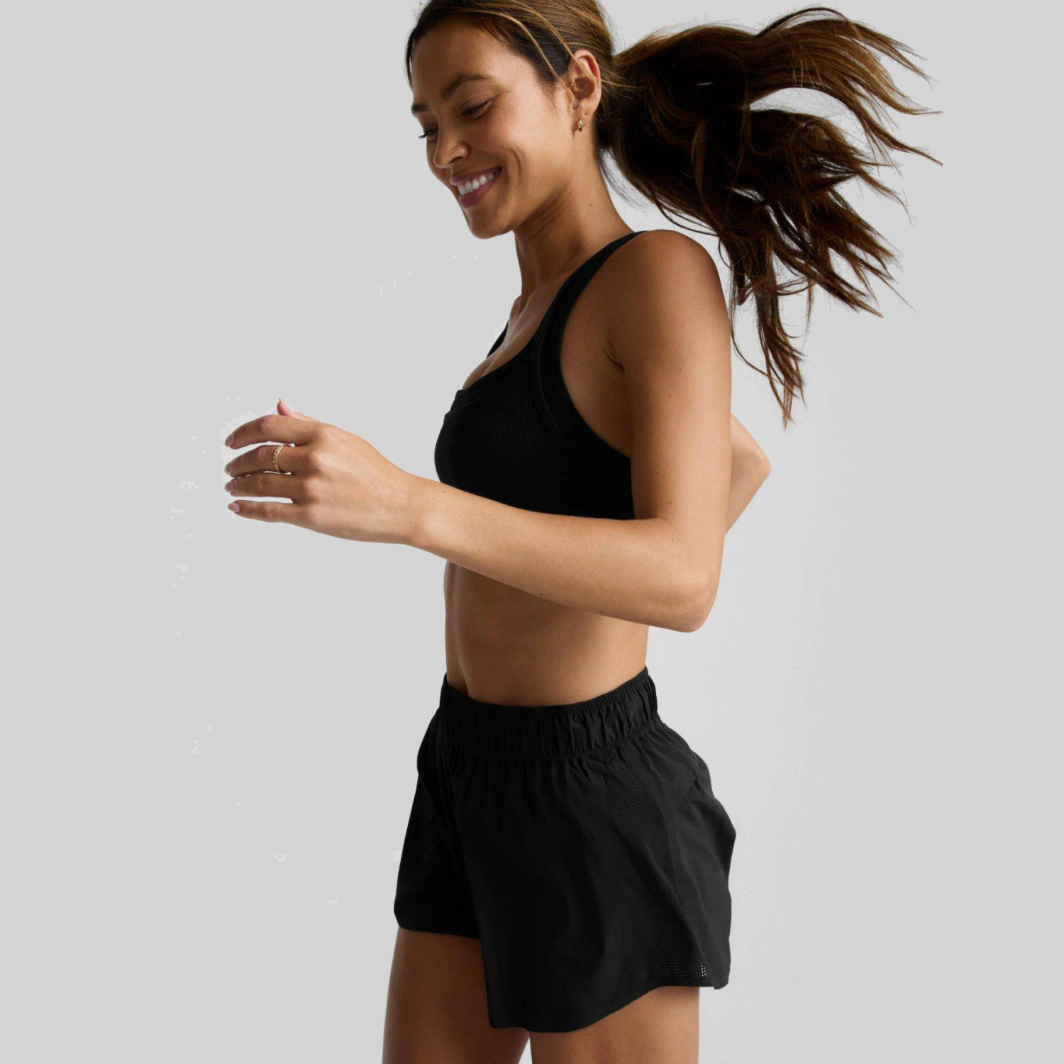 Running Shorts 2.5 Zoll RU5208 007GW Beyond Yoga