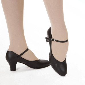 650 Student Footlight Charakterschuh von Capezio