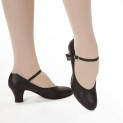 650 Student Footlight Charakterschuh von Capezio