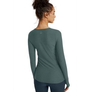Featherweight Classic Crew Pullover LWSD7575 Beyond Yoga