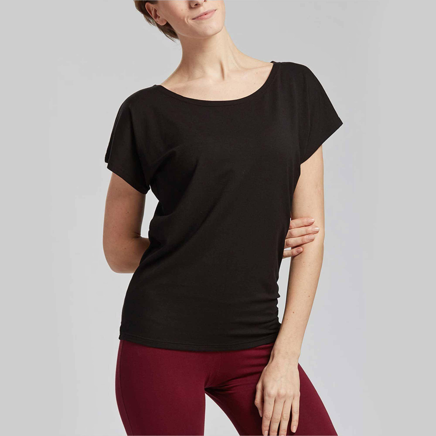 Basic T-Shirt aus Viskose AVA von Temps Danse im Ballett Shop
