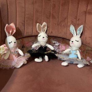 zuckersüsses handgefertigtes La Ballet Bunny