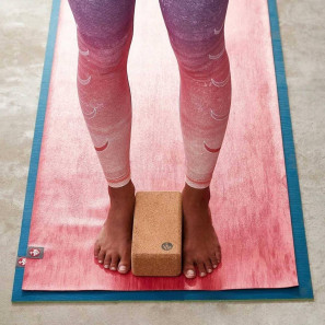 Lean Cork Yoga Block Manduka® im Ballett Shop