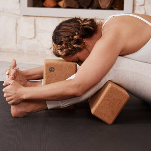 YOGABLOCK Manduka® aus natürlichem Kork im Ballett Shop