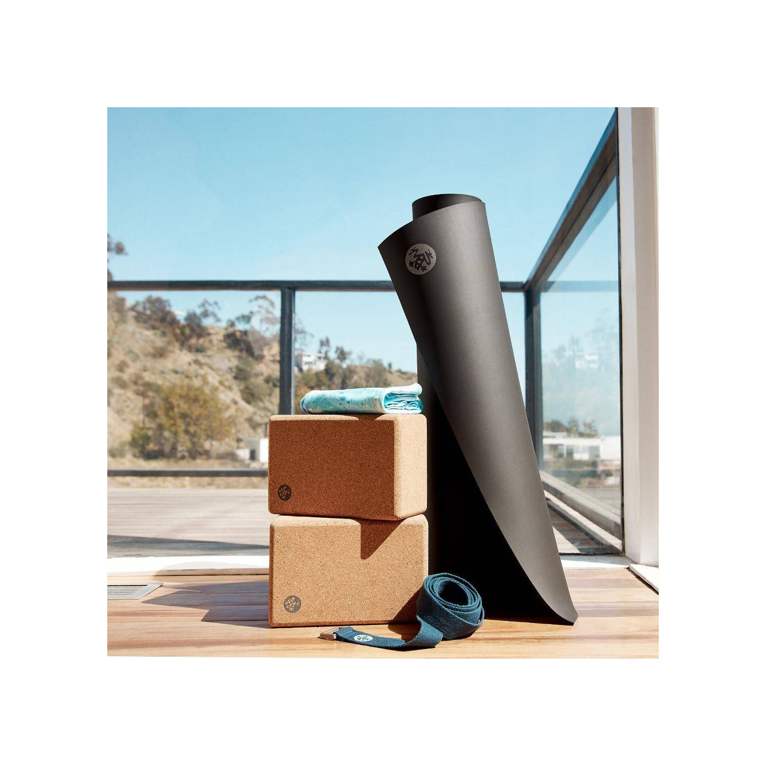 YOGABLOCK Manduka® aus natürlichem Kork im Ballett Shop
