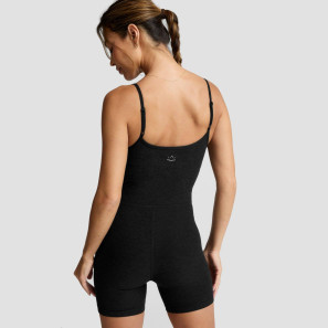 Kurzer Jumpsuit Romper 007MB Beyond Yoga